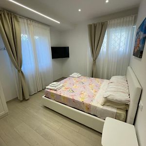 Private Bathroom Queen Room